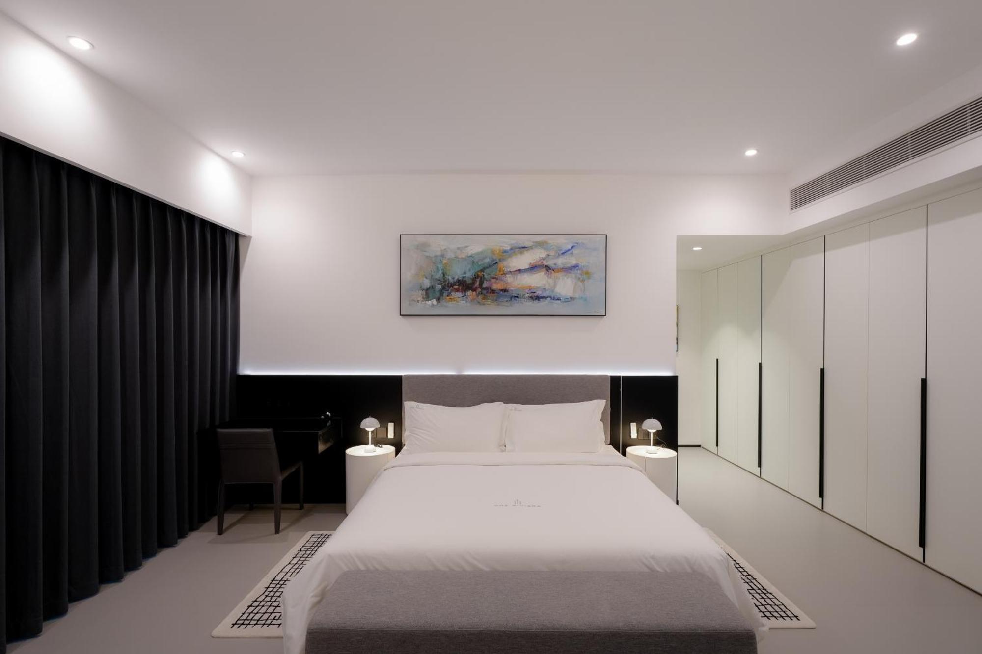 One Riviera Hotel And Residences Ban Souanmone Exteriör bild