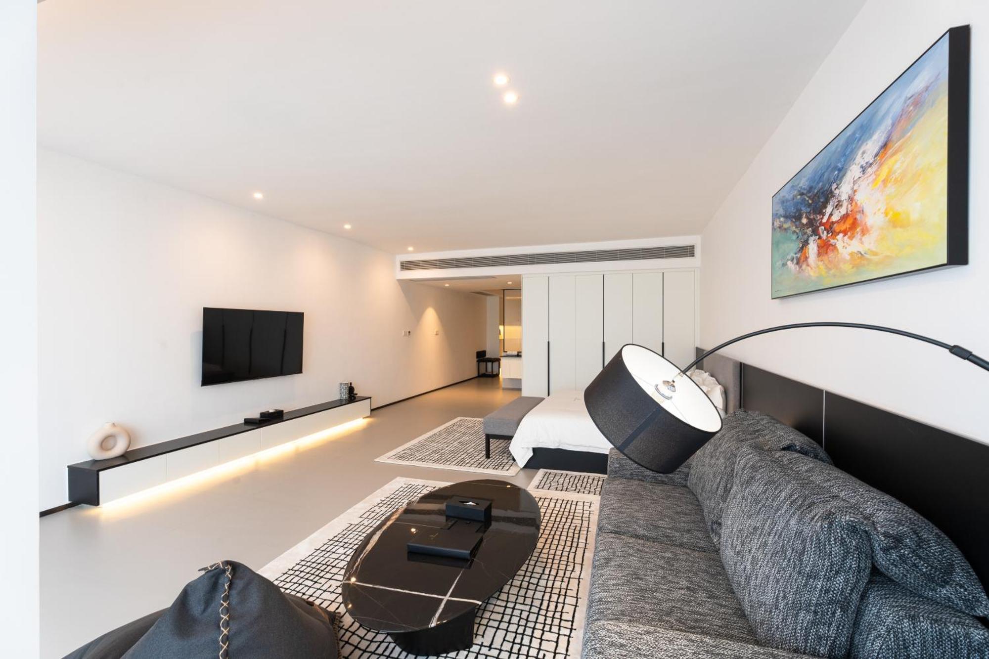 One Riviera Hotel And Residences Ban Souanmone Exteriör bild